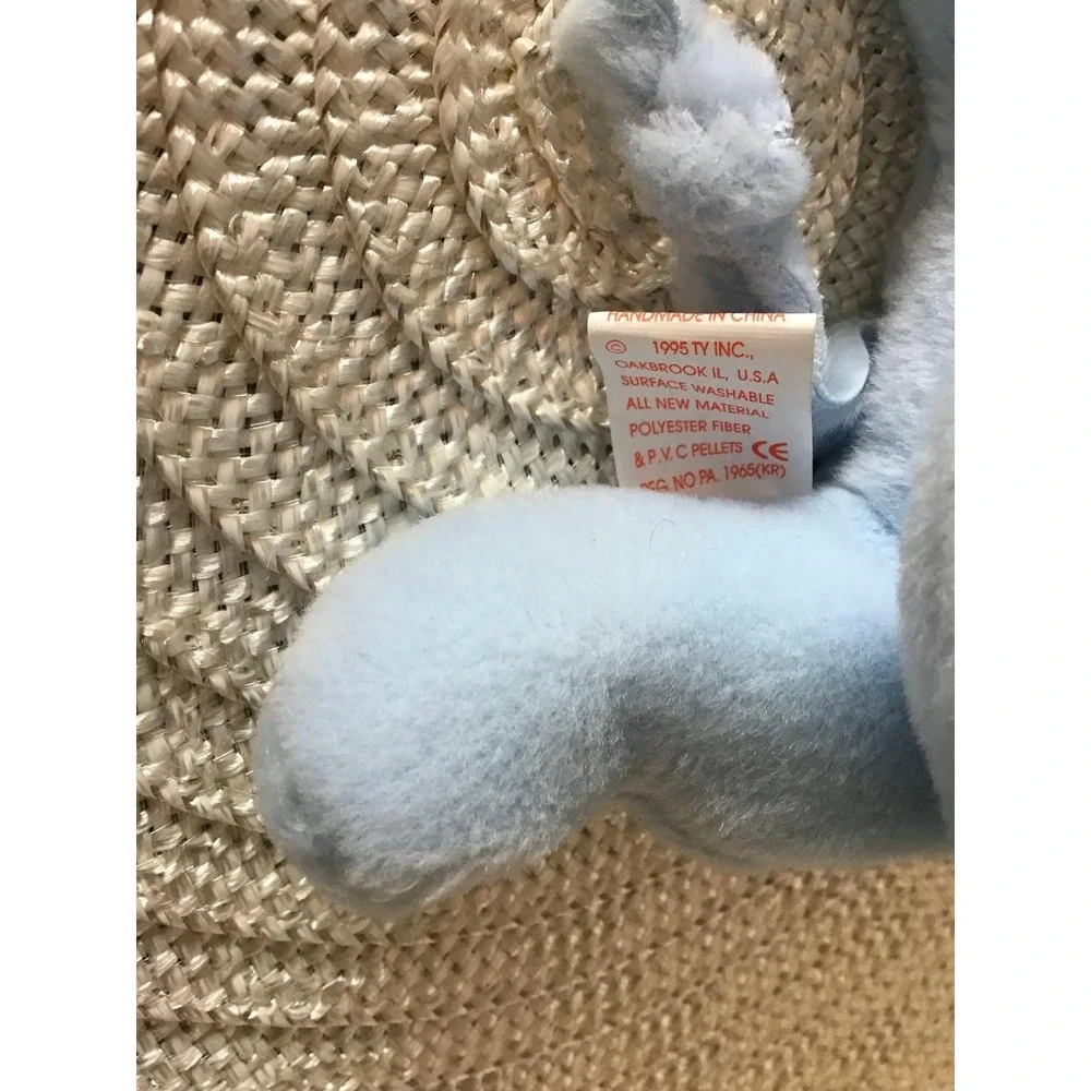 Ty Beanie Babies 2 Peanut the Elephant Light Blue Plush Vintage 1995 Collectible